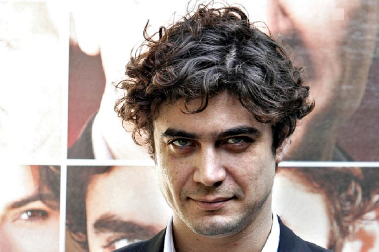 Riccardo Scamarcio parla della sua prima figlia