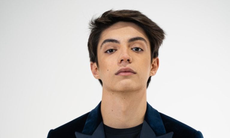 Chi è Matteo Romano, è tra i big di Sanremo con la canzone Virale