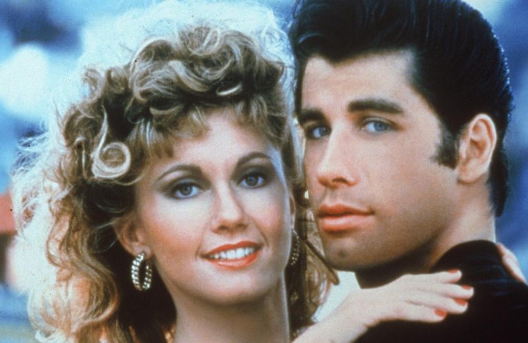 La vera storia di Olivia Newton-John chi è: Età, causa morte, malattia, Grease, film, marito e figli